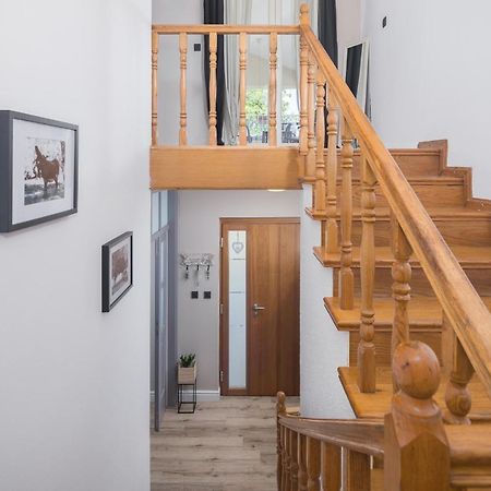 Family Vacation Villa Žbandaj Екстериор снимка